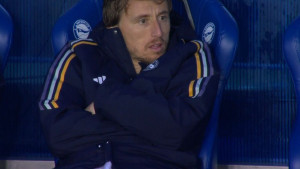 Nezapamćeno šta se desilo Modriću: Uzeo je kapitensku traku, a zbog Ancelottija je odmah predao!