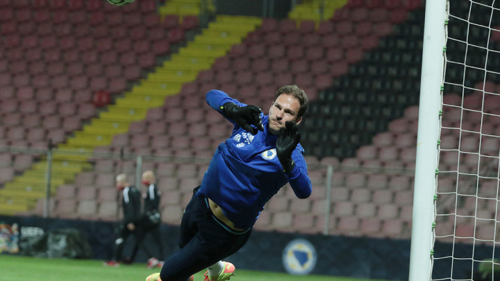 Asmir Begović se ne vraća u AC Milan