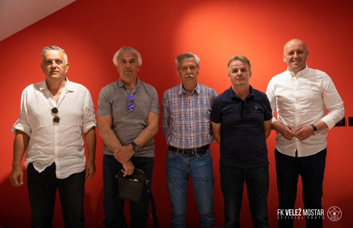 Legendarni Vahid Halilhodžić se vratio u FK Velež! Legendarni Vahid Halilhodžić se vratio u FK Velež!