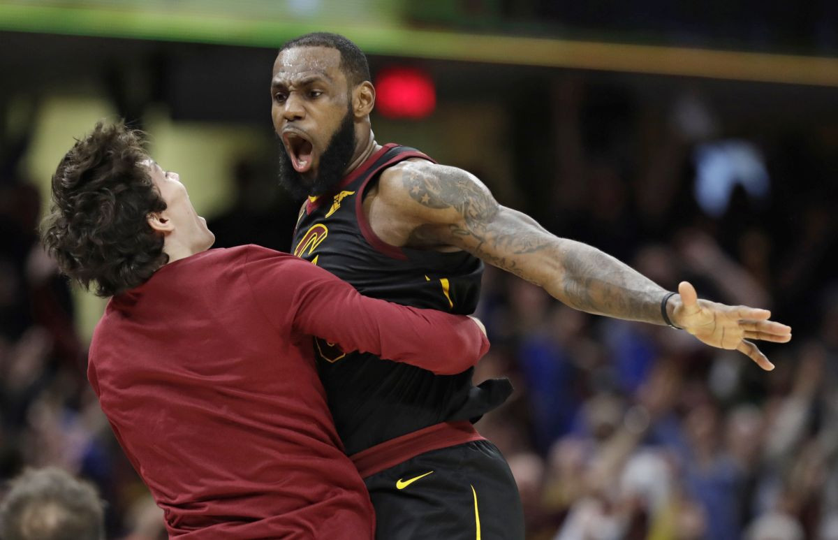 Superstar Panathinaikosa želi pozvati LeBron Jamesa na završnicu Eurolige: "Što da ne?" Superstar Panathinaikosa želi pozvati LeBron Jamesa na završnicu Eurolige: "Što da ne?"