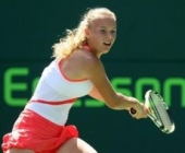 Wozniacki i dalje na čelu