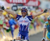 Rodriguezu etapa, Contador sve bliži