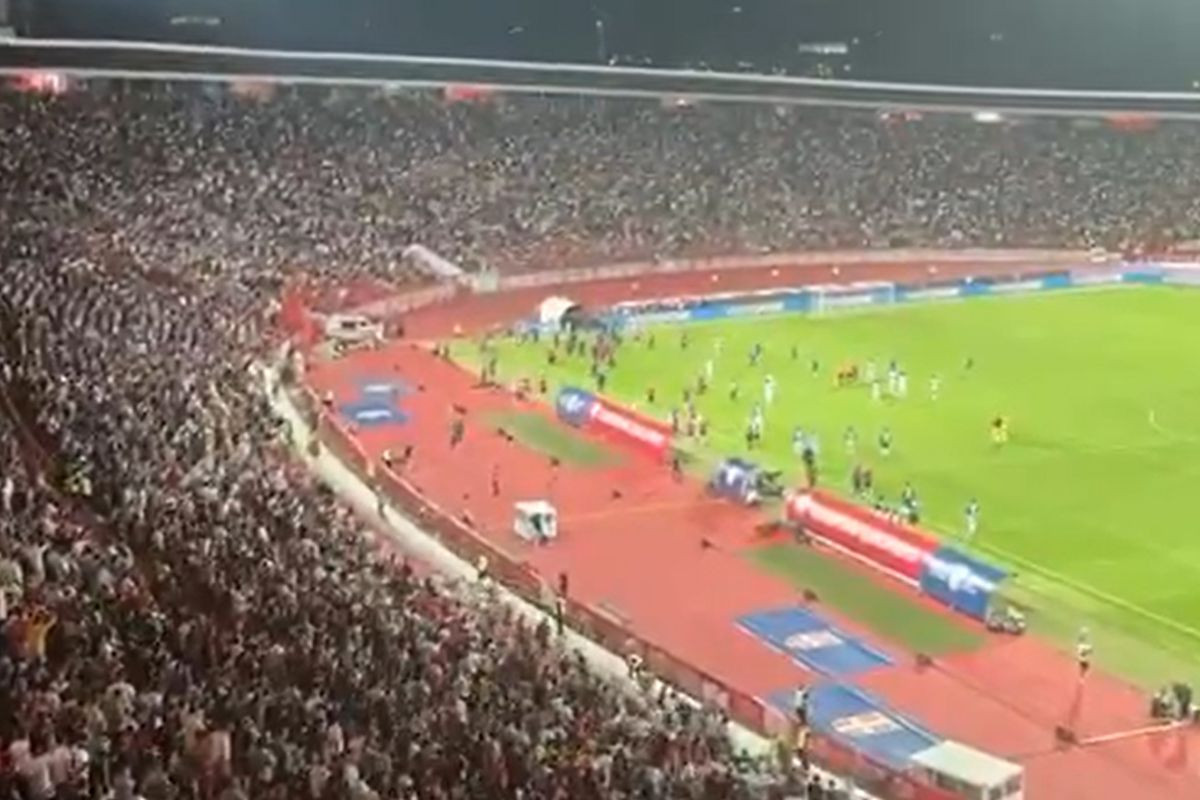 Iz Beograda večeras stižu scene kakve Srbija ne pamti: Poruka je jasna, glasna i samo jednom čovjeku Iz Beograda večeras stižu scene kakve Srbija ne pamti: Poruka je jasna, glasna i samo jednom čovjeku