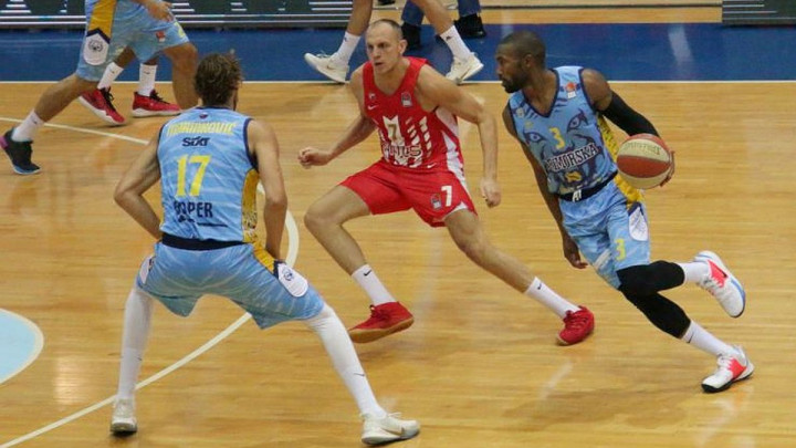 Partizan siguran protiv Mege, Primorska šokirala Zvezdu