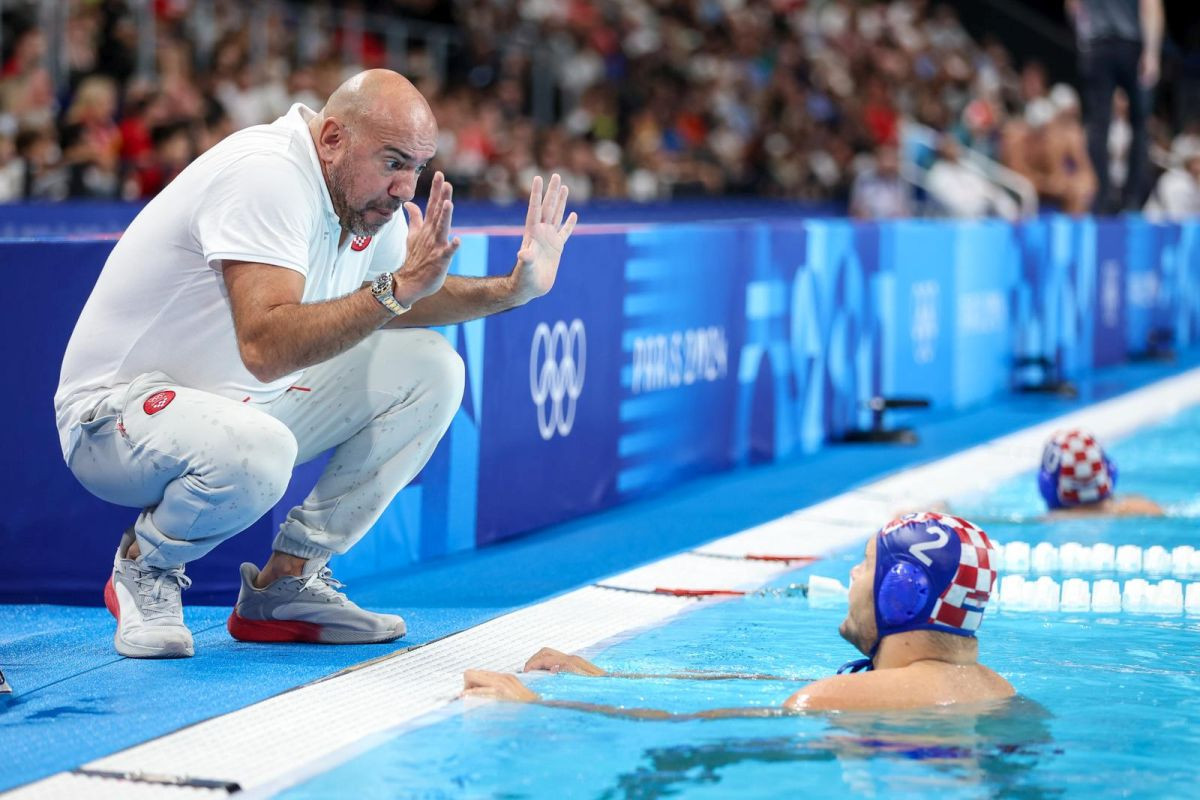 Hrvatski vaterpolist od 135 kg završio na stubu srama, zatim se saznala istina: "Ta će vas osoba..." Hrvatski vaterpolist od 135 kg završio na stubu srama, zatim se saznala istina: "Ta će vas osoba..."