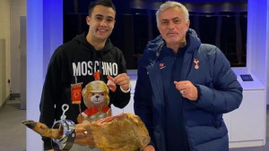 Razočarani Mourinho: Dao sam mu sjajan poklon, ali kao što ste vidjeli nije bio sam