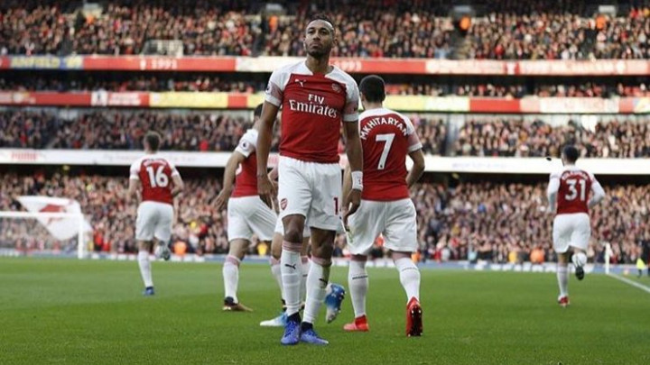Aubameyang se oglasio nakon što su ga navijači Tottenhama gađali bananom