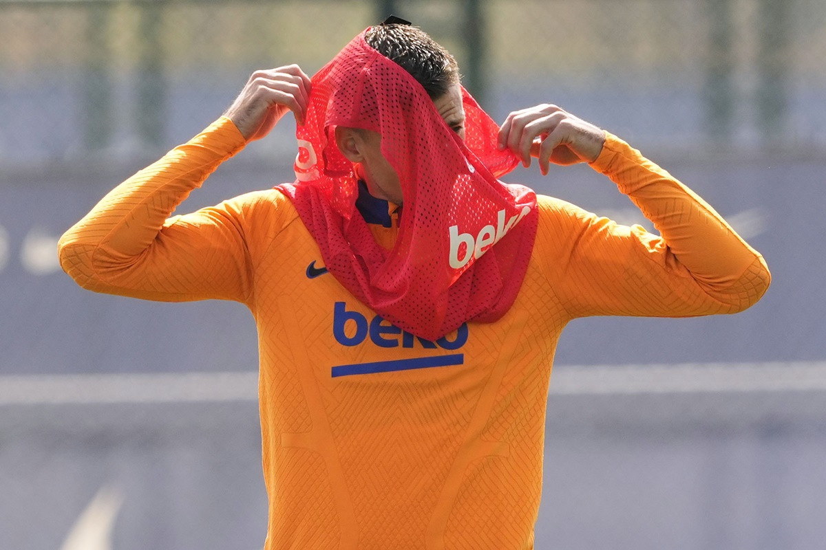 Uspjeli su - Barcelona se riješila Clementa Lengleta, predstavljen je u Madridu! Uspjeli su - Barcelona se riješila Clementa Lengleta, predstavljen je u Madridu!