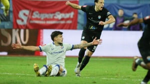Dinamo ne liči na sebe, navijači tjeraju glavnog krivca: "Budi čovjek i od*ebi"