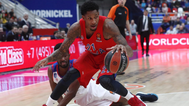 Clyburn produžio ugovor sa Armejcima