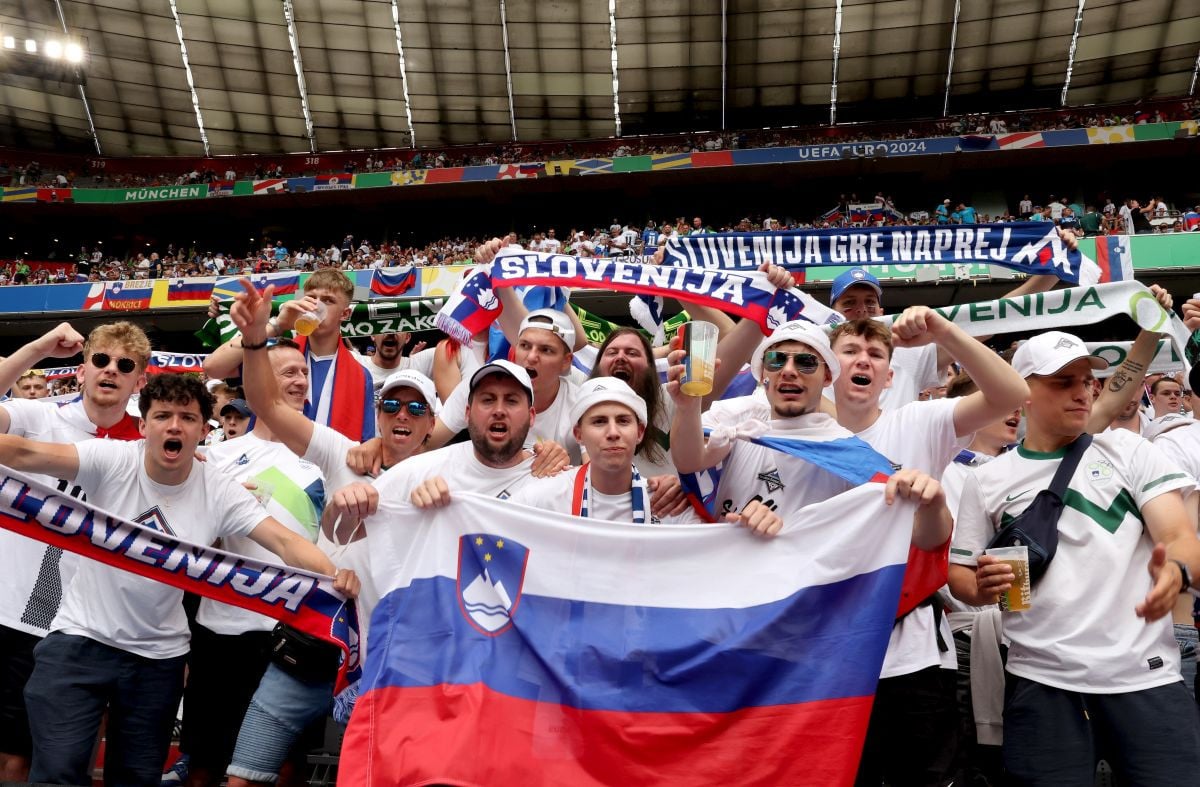 Navijači Srbije i Slovenije sreli se na ulici nakon jučerašnje utakmice, uslijedilo je (ne)očekivano