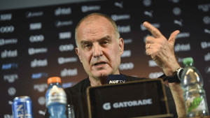 Marcelo Bielsa pogodio u srž zašto je moderni fudbal postao dosadan: "Sramota što ja to moram reći"