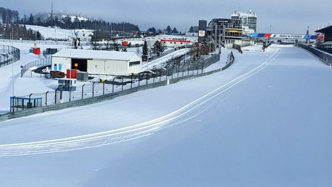 Zimska idila: Snijeg prekrio legendarne staze Formule 1