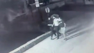 Objavljen snimak napada na bivšeg igrača Sarajeva: "Napad na nacionalnoj osnovi"
