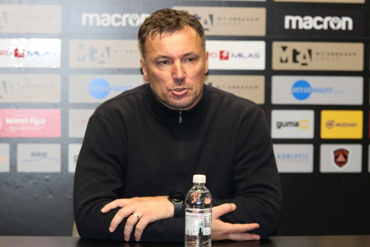 Ćorić: Pojedine igrače neka je stid i sramota, pa čovjek od 35 godina igra kao da je na probi