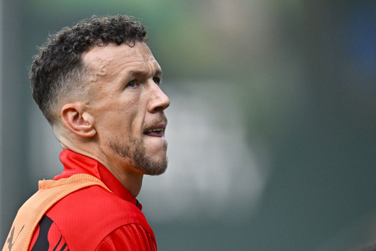 Otkriveno kako se Ivan Perišić odnosi prema saigračima: "Možda nije pedantan, a kad progovori..." Otkriveno kako se Ivan Perišić odnosi prema saigračima: "Možda nije pedantan, a kad progovori..."
