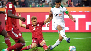 Fenomenalan meč Borussije i Bayerna, Sommer pravio čuda na golu