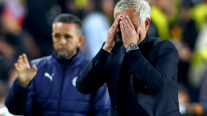 Mourinho s pet kofera napustio Tursku: "Nemam desetku, nemam štopera, nemam lijevog beka..."