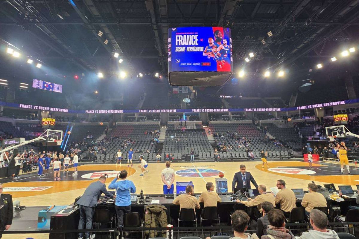 SportSport na licu mjesta: Evo kako izgleda dvorana u kojoj večeras igraju Zmajevi! SportSport na licu mjesta: Evo kako izgleda dvorana u kojoj večeras igraju Zmajevi!