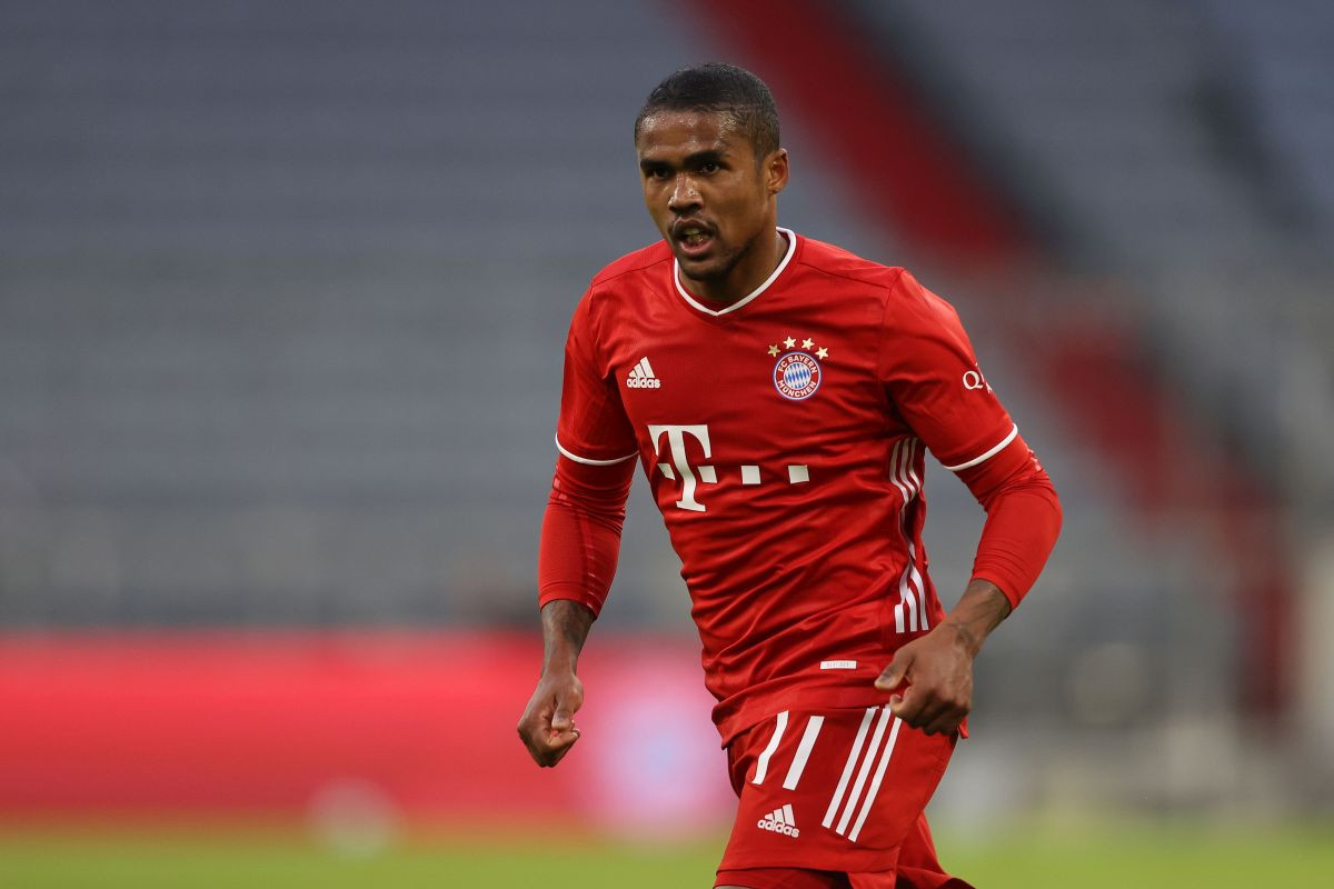 Od velike karijere ostalo je samo sjećanje: Najčudniji transfer ovog ljeta napravio je Douglas Costa Od velike karijere ostalo je samo sjećanje: Najčudniji transfer ovog ljeta napravio je Douglas Costa