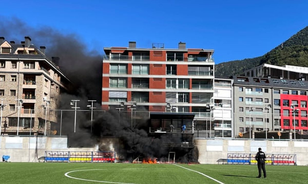 Izbio požar na stadionu u Andori nakon treninga reprezentacije Engleske