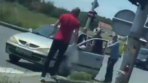 Zaustavio joj se automobil u kojem je bilo bolesno dijete, a onda je naišao Domagoj Vida