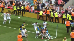 Eksplozija na stadionu u nadoknadi, svi slave titulu, a Bosancu nije do života!