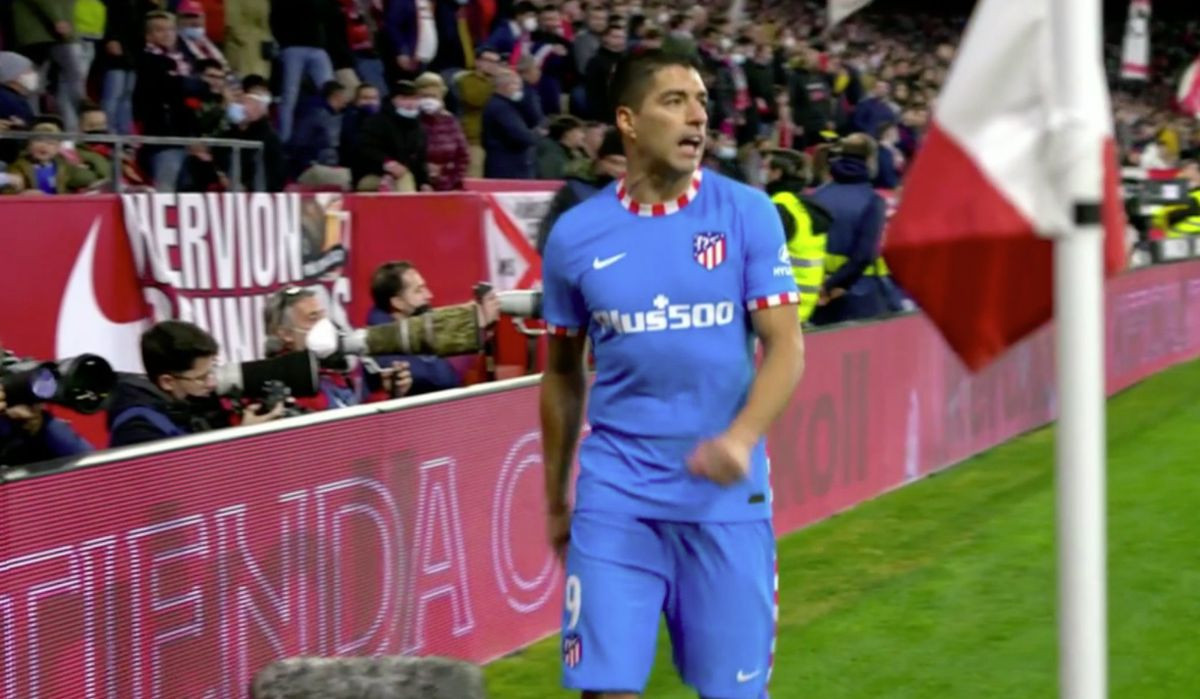 Suarez pokazao pravo lice: Uvrijedio je Simeonea kao niti jedan drugi igrač! Suarez pokazao pravo lice: Uvrijedio je Simeonea kao niti jedan drugi igrač!