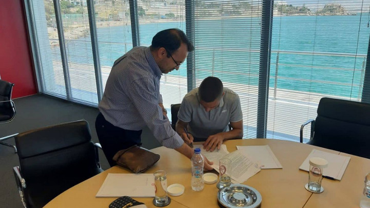 Nikolić potpisao za Olympiakos