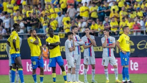 Barcelona ubjedljivo pobijedila u Cadizu, utakmicu obilježile užasne scene na tribinama