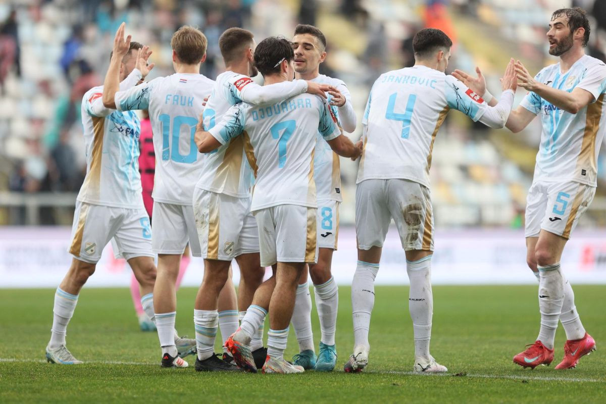 Rijeka ima igrača za kojeg bi Hajduk i Dinamo dali suho zlato, Mišković dobio opomenu od navijača