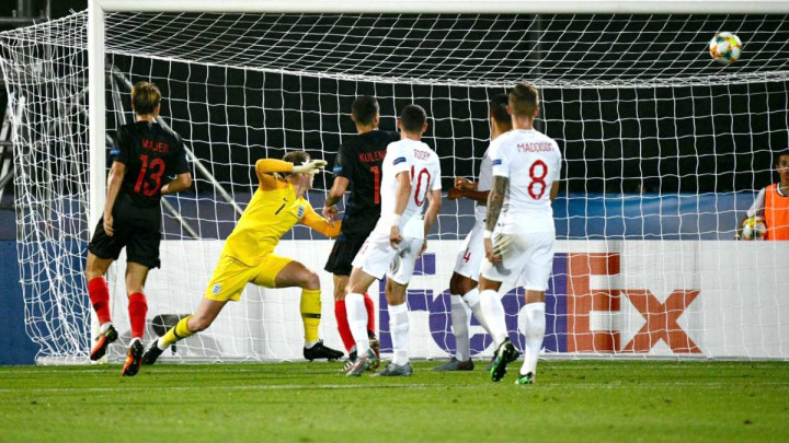 Hrvati i Englezi odigrali spektakularan meč za kraj, Brekalo si podigao cijenu