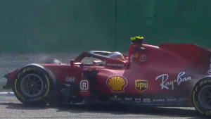 Vozač Ferrarija imao težak sudar