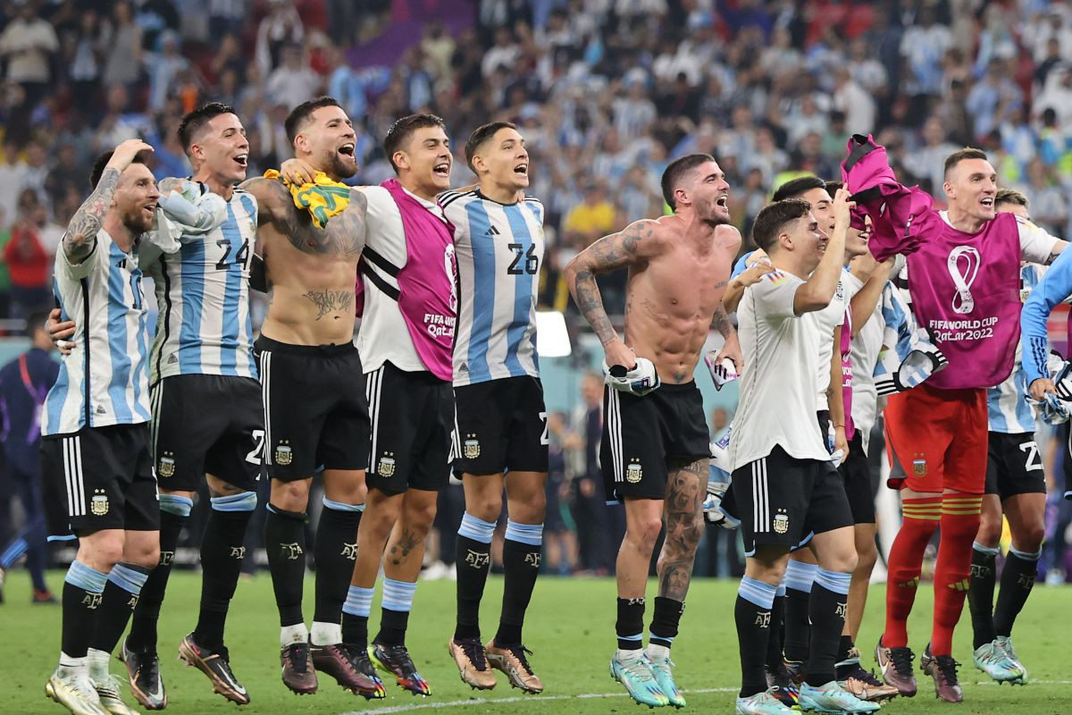 Argentinci pretjerali sa slavljem, predstavnici FIFA-e ušli u svlačionicu i počeli ih tjerati van