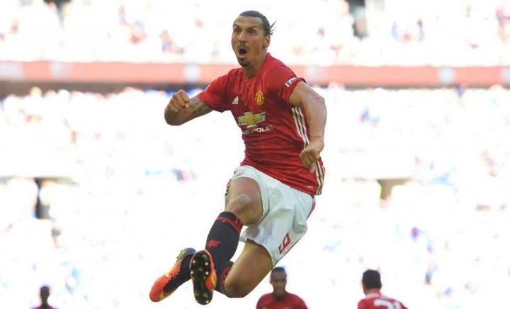 Kralj na tronu: Ibrahimović za trofej Manchester Uniteda!