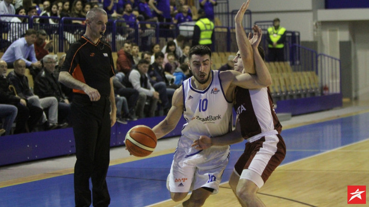 Sparsi i Široki biju bitku za plasman u Playoff