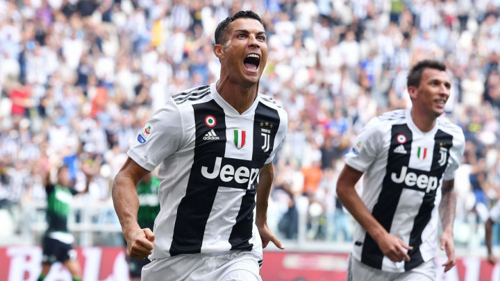 Ronaldo zaradi tri puta više godišnje nego cijela ekipa Frosinonea