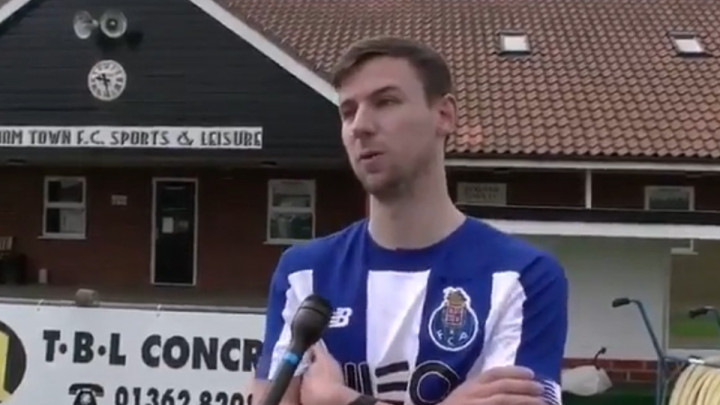 Ne, nije šala: Niželigaš predstavio veliko pojačanje, on na predstavljanje došao u dresu Porta