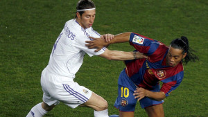 Ronaldinho pokušao isprovocirati Ramosa, a on mu brutalno odgovorio