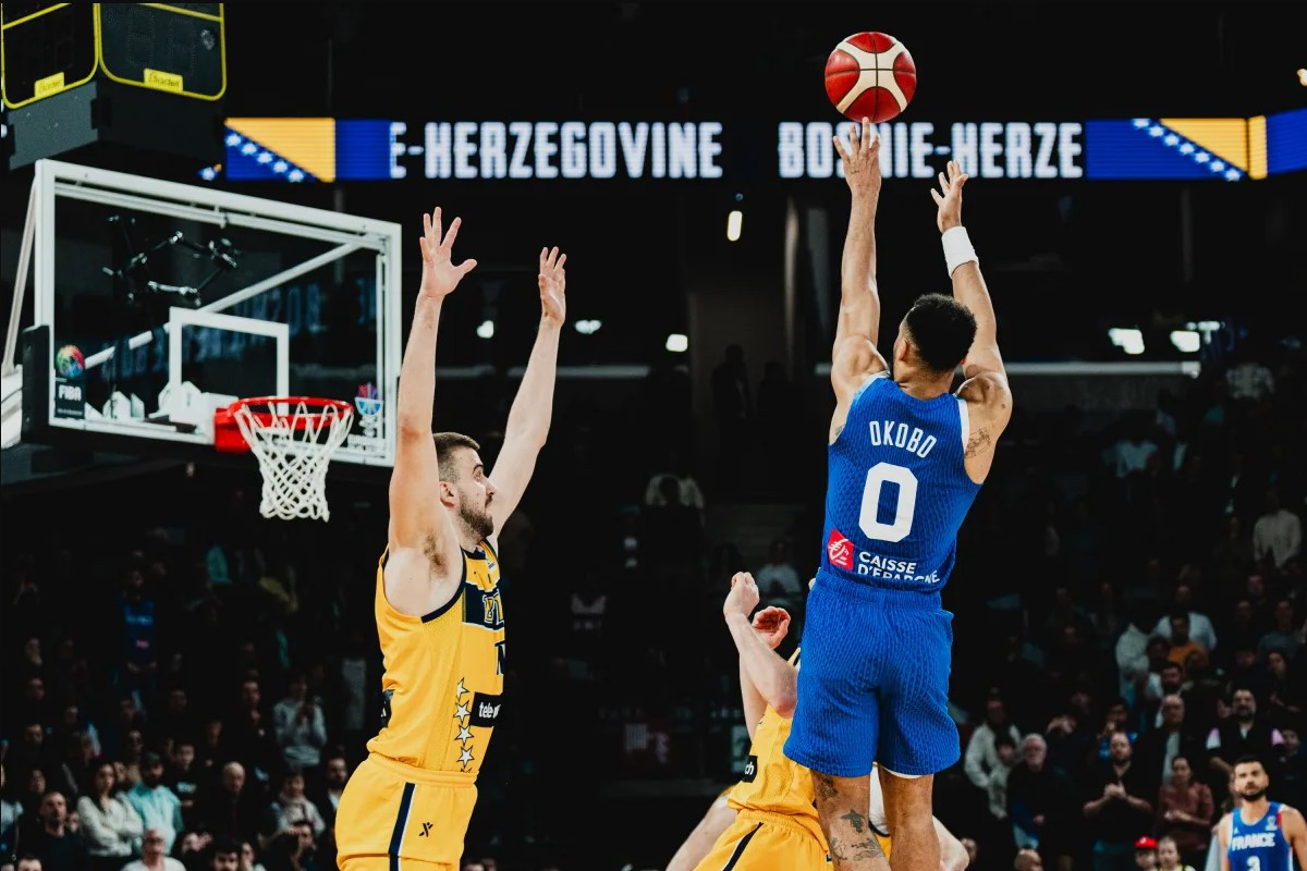 Kapa do poda košarkaši BiH: Okobo uz zvuk sirene pogodio za pobjedu Francuske Kapa do poda košarkaši BiH: Okobo uz zvuk sirene pogodio za pobjedu Francuske