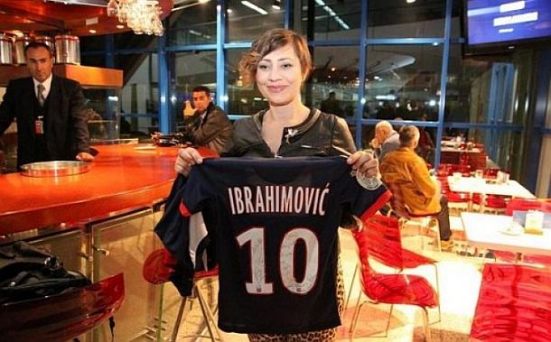 Na aukciji u Sarajevu dres Ibrahimovića prodan za 900 eura Na aukciji u Sarajevu dres Ibrahimovića prodan za 900 eura