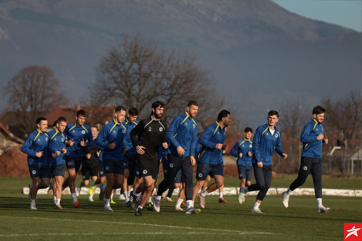 Dobro raspoloženje i visoki tempo rada na treningu reprezentacije BiH u Butmiru