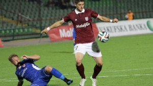 Stojčev sutra potpisuje za Slogu, dolazi i Šećerović?