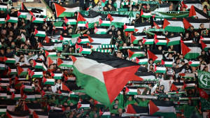 Palestinske zastave ne žele na stadionima: Klub žestoko kaznio svoje navijače tamo gdje najviše boli