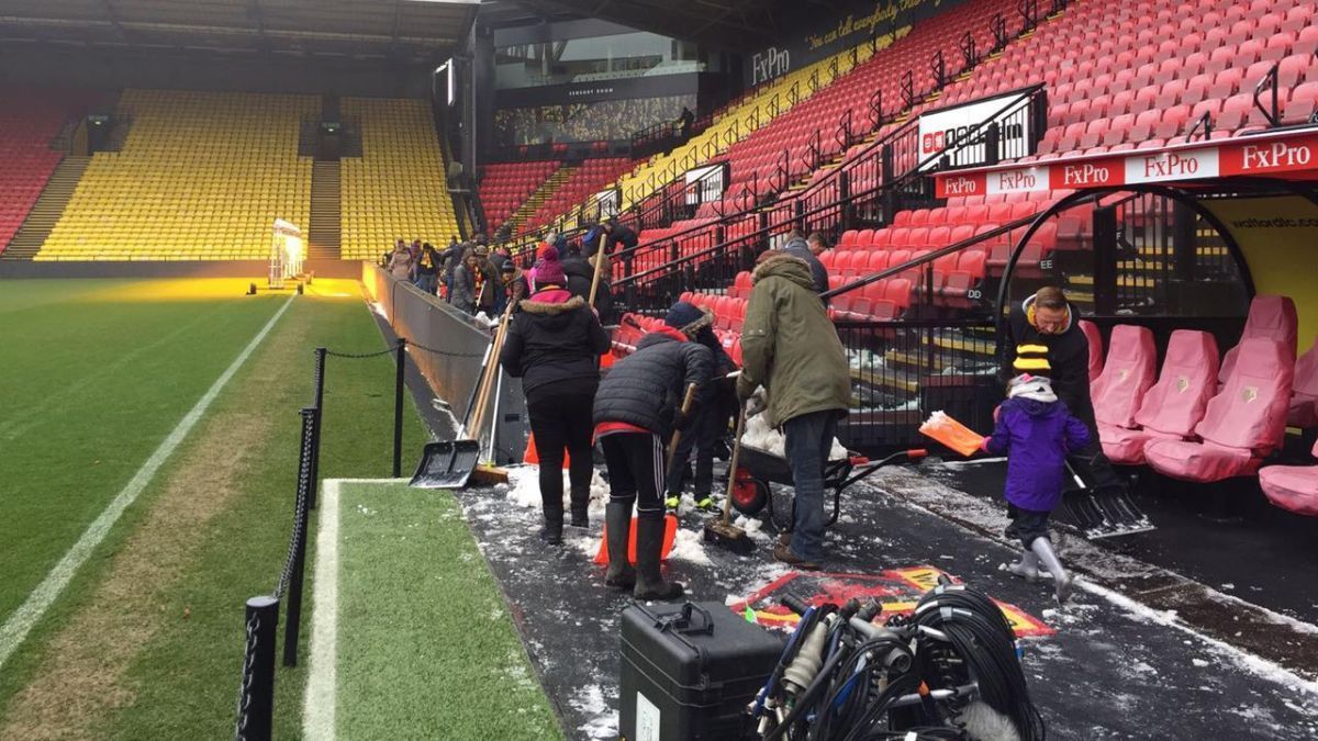 Akcija u Watfordu: Navijači pomogli da se očisti stadion i dobili odlične nagrade