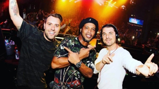 Niko nikad kao on: Ronaldinho je u ugovoru imao klauzulu koju niko drugi ne može dobiti!