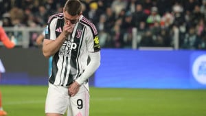 Teške su muke večeras snašle Dušana Vlahovića - Crne prognoze iz Torina!