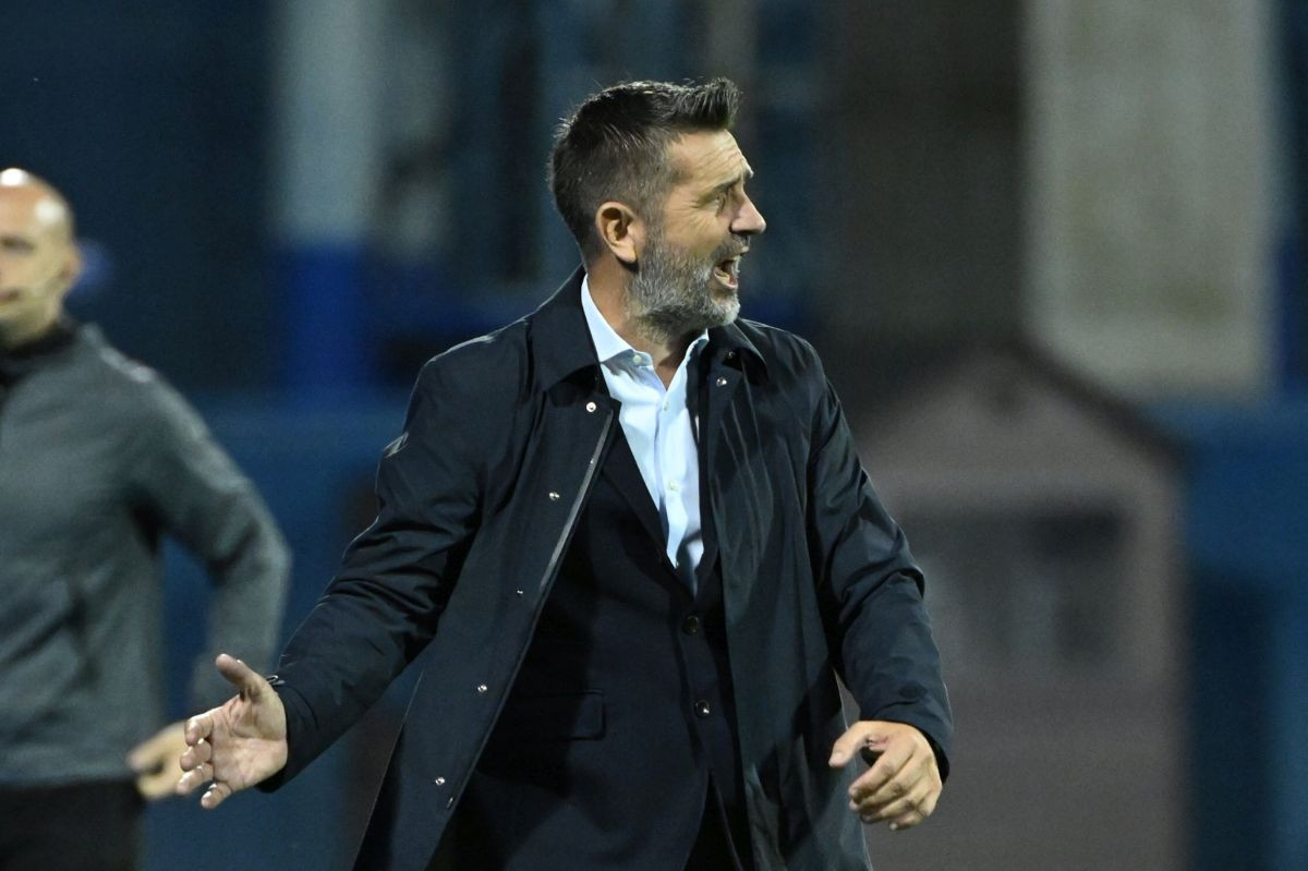 Dobio je šansu i kod Bjelice: Poznato je ko je prvi igrač koji napušta Dinamo, ide već u januaru! Dobio je šansu i kod Bjelice: Poznato je ko je prvi igrač koji napušta Dinamo, ide već u januaru!