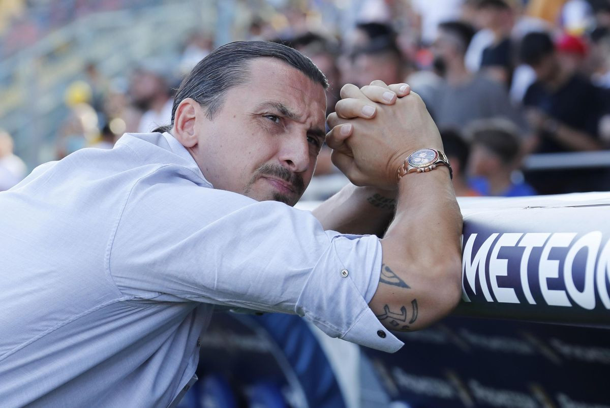 Zlatan Ibrahimović izgubio živce, sprema radikalan potez: Šalje pismo na posebnu adresu Zlatan Ibrahimović izgubio živce, sprema radikalan potez: Šalje pismo na posebnu adresu