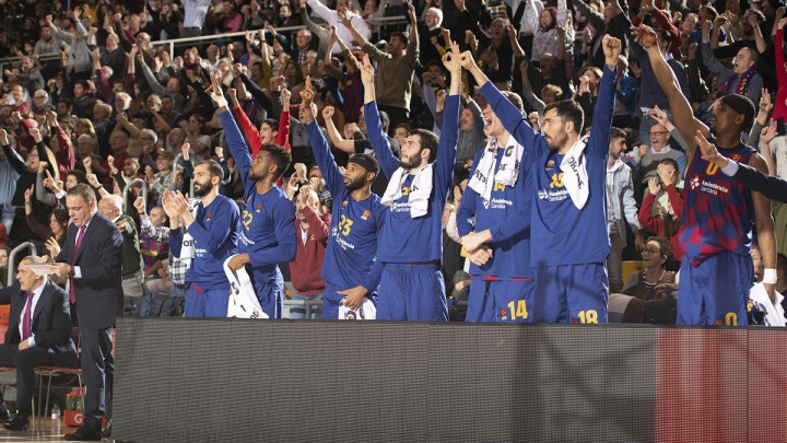 Barcelona sigurna protiv Asvela